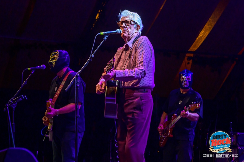 20251115-Nick-Lowe-Straitjackets_OZ83719©DesiEstevez