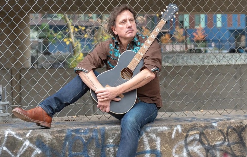 Erik-Vincent-Huey-fort-deviance02