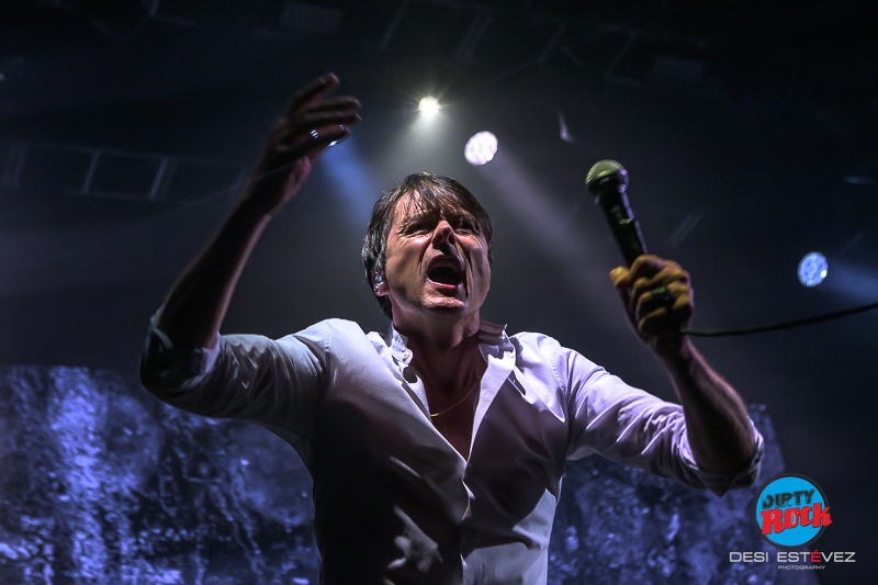 20260325-Suede_OZ84108©DesiEstevez