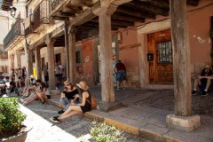 Vaqueros-a-la-hora-del-vermut-en-Riaza