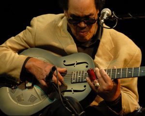Louisiana Red, otro magnífico Bluesman que se nos va. Louisiana Red, otro magnífico Bluesman que se nos va
