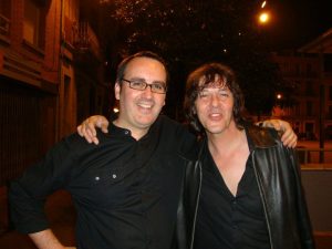 Sergio Ortiz, cantante de  Smoking Stones junto Carlos Pérez Báez, Dirty Rock