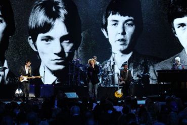 The Faces Small Faces Rock and Roll Hall of Fame 2012, Ronnie Wood en el escenario