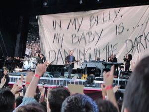 Bruce Springsteen & the E Street Band Barcelona 17 mayo 2012 "in my belly my baby is dancing in the dark"