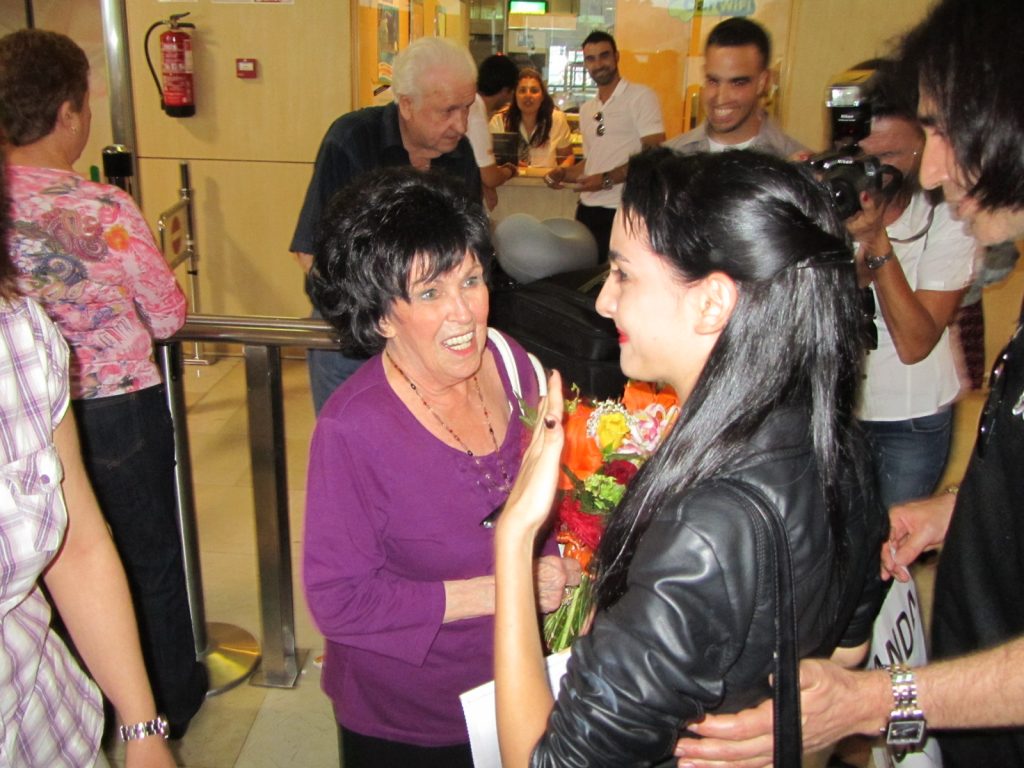 Wanda Jackson, Hary Viscious y Antonio de Amigos de Elvis