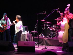 Wanda Jackson y Jukebox Racket en Tenerife 8 de julio 2012