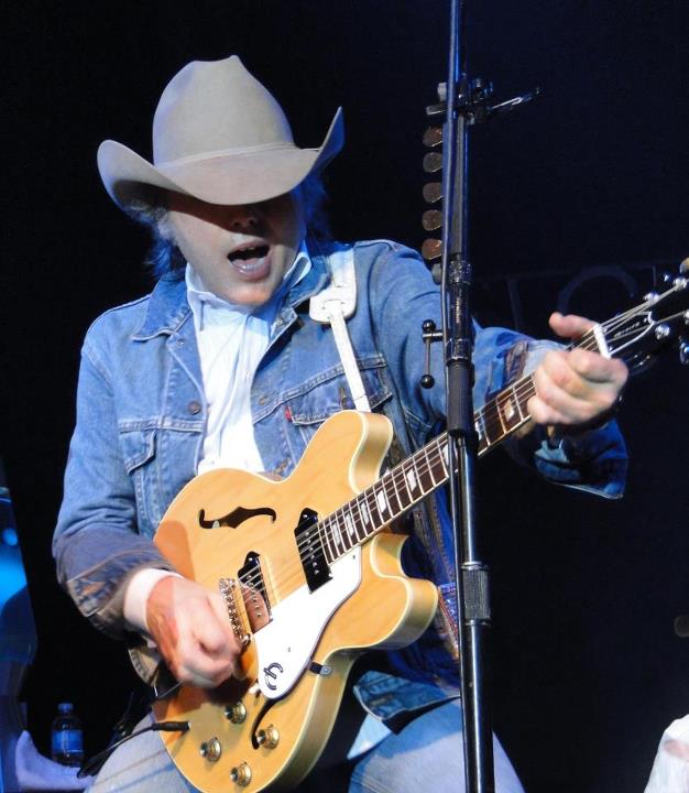 Dwight Yoakam, "3 Pears" nuevo disco para el 18 de septiembre