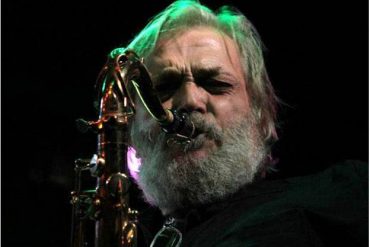 Emilio Villanueva saxofonista de Memphis la Blusera, Viejos Locos del Blues y Sr.Masa ha fallecido