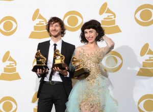 Gotye y Kimbra en los premios Grammy 2013