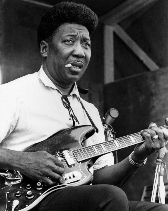 Muddy Waters, 98 años de electricidad y Blues primitivo en Stovall