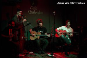 Nicotine Swing en el Café Quilombo