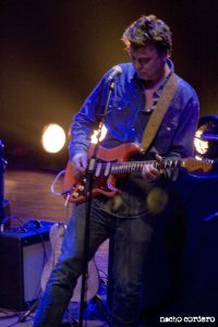 Doug Pettibone y Lucinda Williams en Bilbao 2013