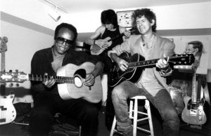 Bobby Womack, Ronnie Wood y Keith Richards It's All Over Now