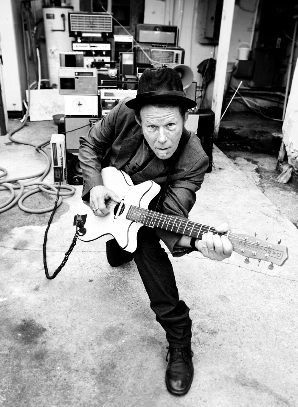 Tom Waits cumple 64 años