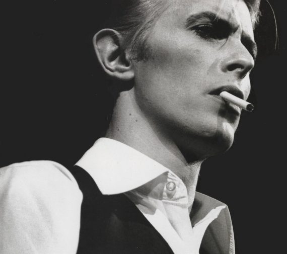 David Bowie cumple 67 años, el hombre que vendió el mundo