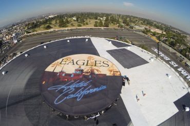 “Hotel California” de Eagles el vinilo más grande del mundo