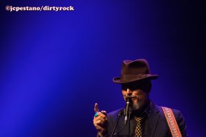 Howe Gelb en Valencia durante su gira española 2014