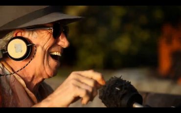 Keith Richards y su Reggae con “Words of Wonder / Get Up Stand Up” para la fundación Playing For Change