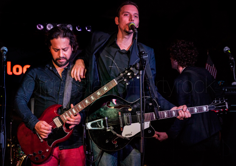 Hollis Brown durante su actuación en el Loco Club de Valencia