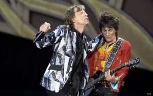 The Rolling Stones celebran el 67 cumpleaños de Ronnie Wood en Zürich