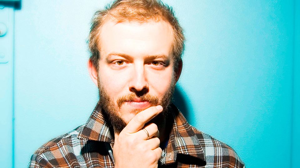 Bon Iver regresa con una canción en una película