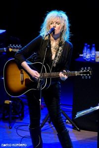 Lucinda Williams "Down Where the Spirit Meets the Bone", nuevo disco