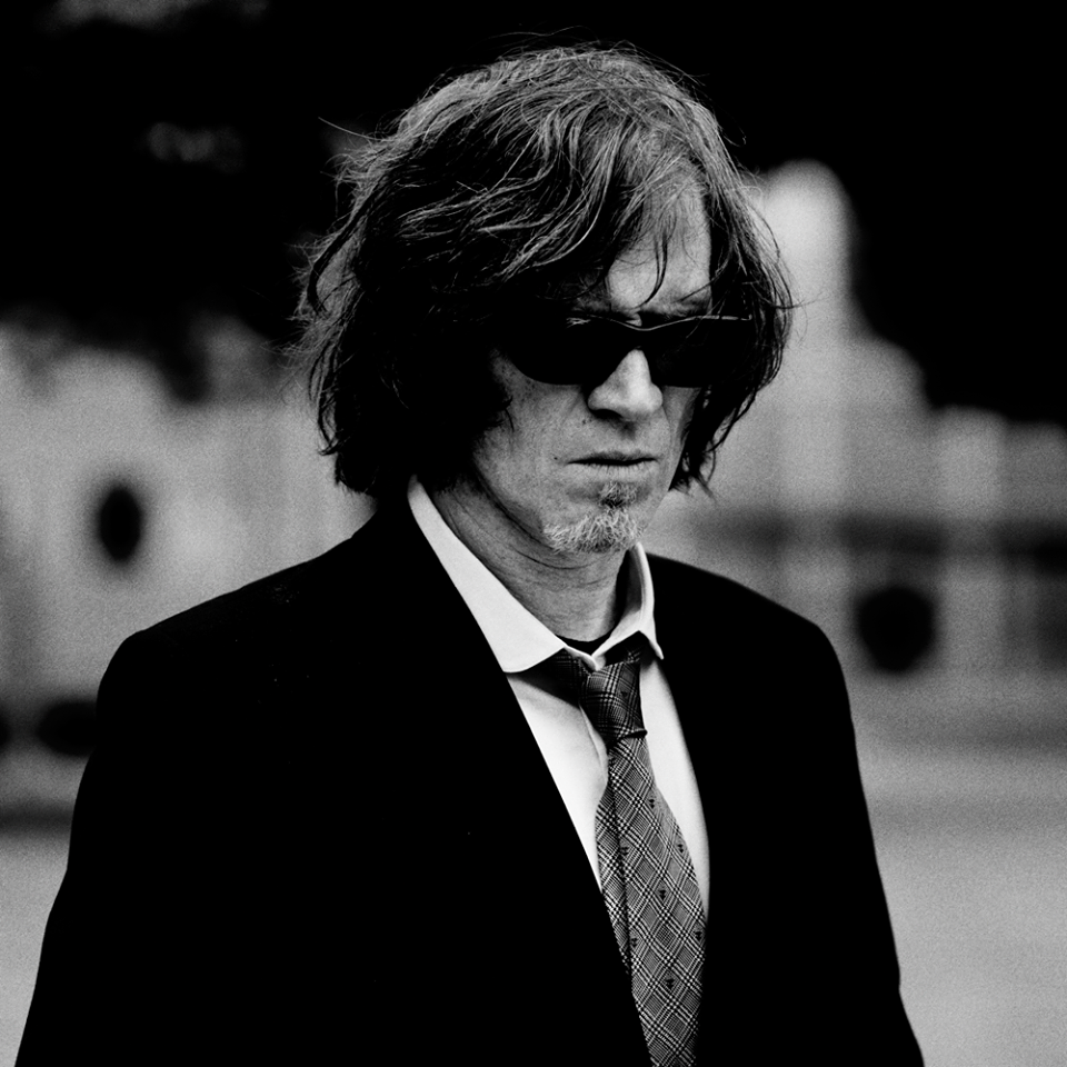 Mark Lanegan “No Bells on Sunday” nuevo EP y “Phantom Radio”, nuevo disco