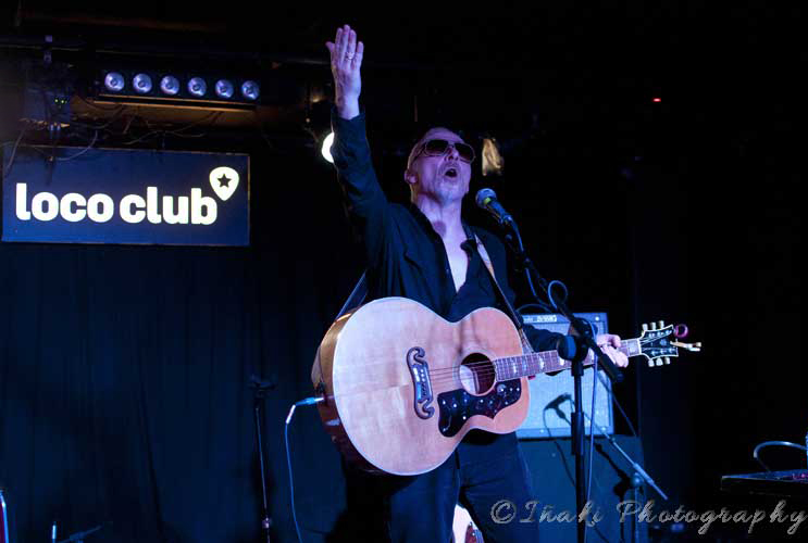 Graham Parker en la sala Loco Club Graham Parker en la sala Loco Club