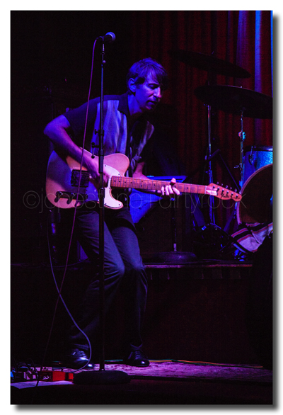 Bart Davenport durante un concierto en San Francisco