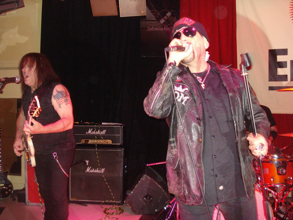 THE DICTATORS 19 THE DICTATORS 19