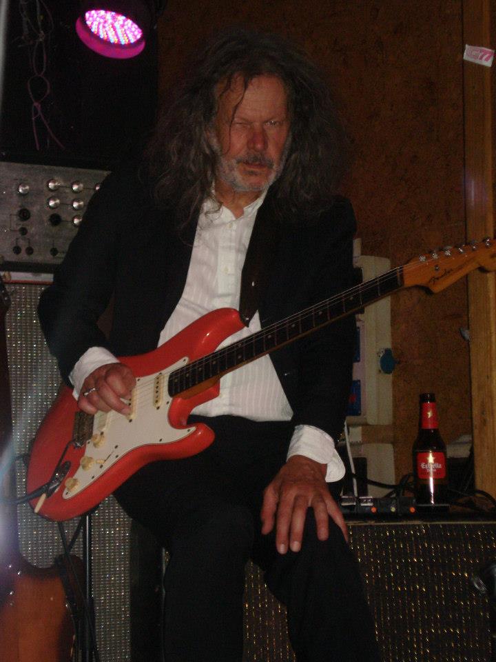 THE PRETTY THINGS 10