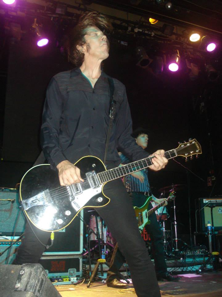JIM JONES REVUE11