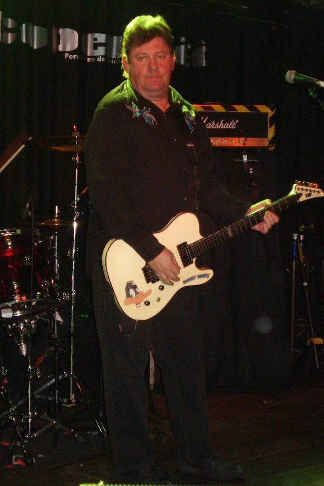 STIFF LITTLE FINGERS 15