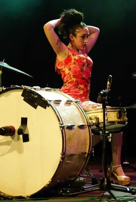 Kitty, Daisy & Lewis en España.jpg