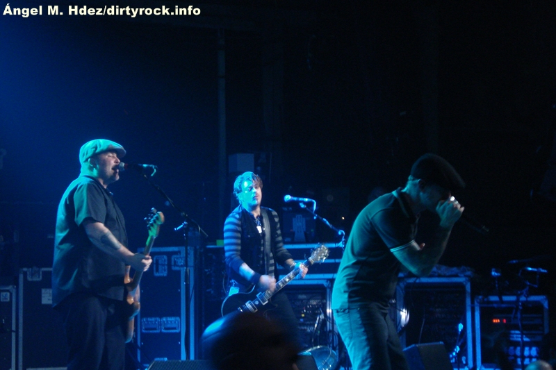 DROPKICK MURPHYS 1.JPG