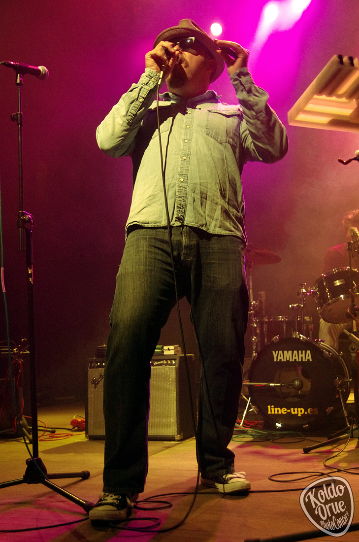 John Nemeth kafé Antzokia 2015.jpg