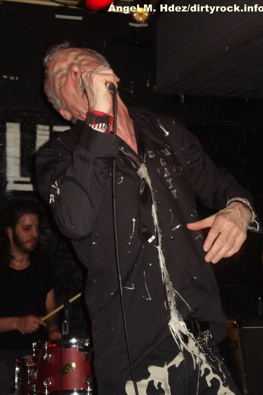 TV SMITH 7.JPG