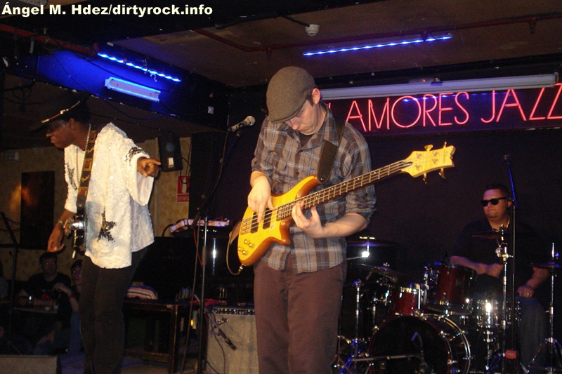CARVIN JONES 6.JPG
