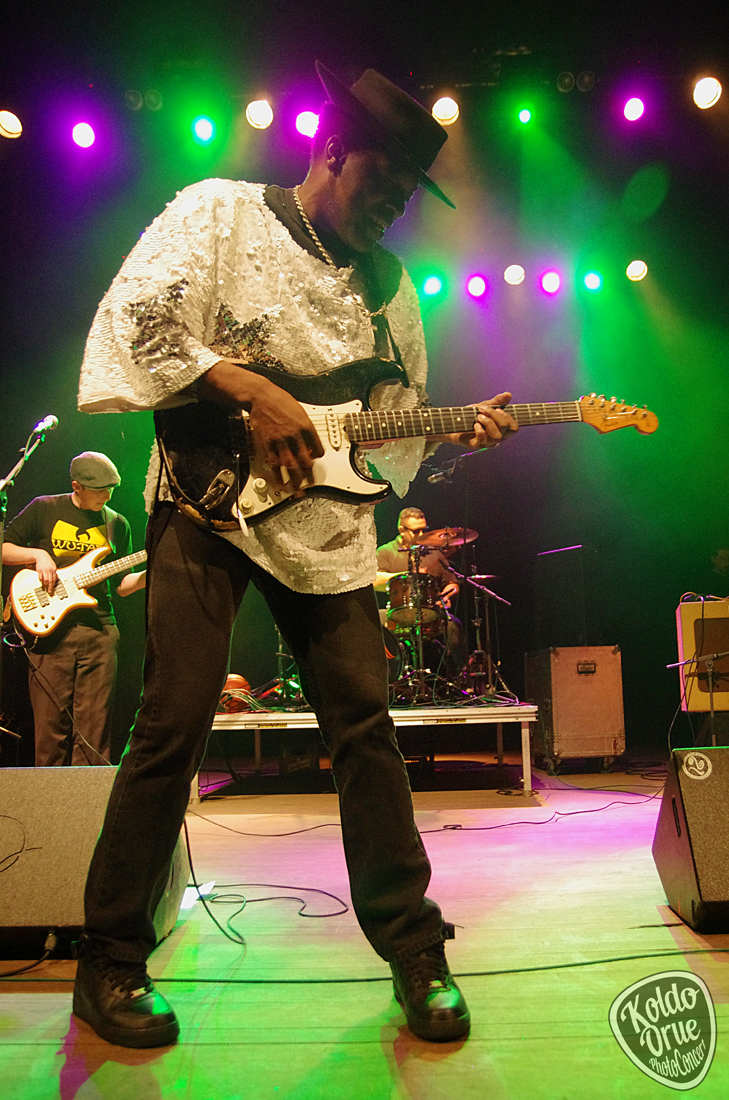 Carvin Jones Kafé Antzokia Bilbao 2015.jpg Carvin Jones Kafé Antzokia Bilbao 2015.jpg