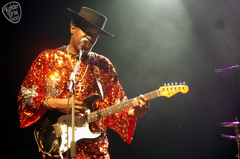 Carvin Jones en Bilbao 2015.jpg Carvin Jones en Bilbao 2015.jpg