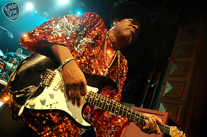 Carvin Jones en el Kafé Antzokia de Bilbao 2015 marzo.jpg