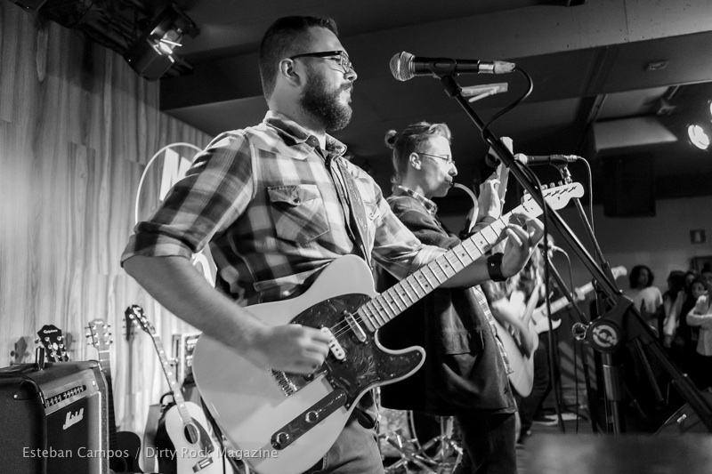 Chasing Birds @ Mojo Club