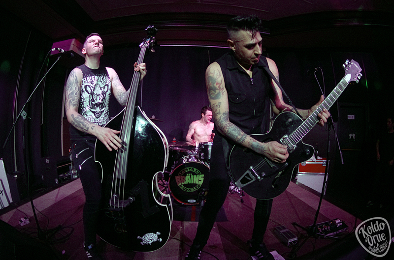 The Brains en el Kafe Antzokia Bilbao 2015.jpg The Brains en el Kafe Antzokia Bilbao 2015.jpg