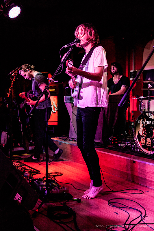 Concierto de Nunatak + Dry The River