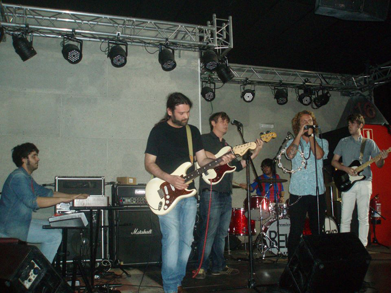 Los Bell Boys en Valencia 16 toneladas.jpg