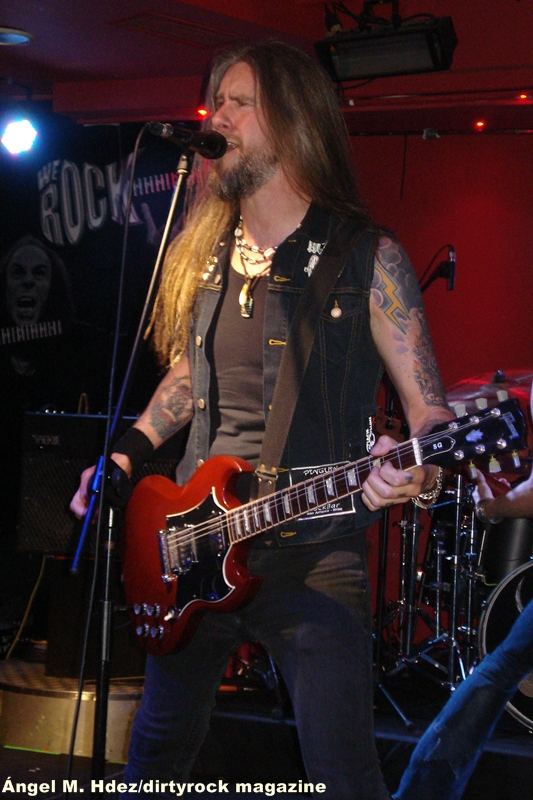 BONAFIDE ANGEL MANUEL HERNANDEZ MONTES DIRTYROCK 2.JPG