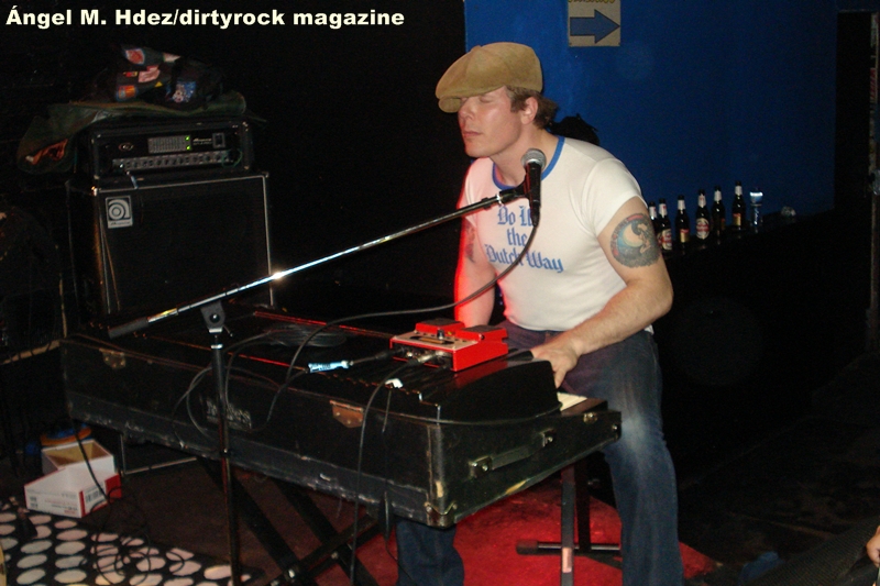 THE MUGGS ANGEL MANUEL HERNANDEZ MONTES DIRTYROCK 5