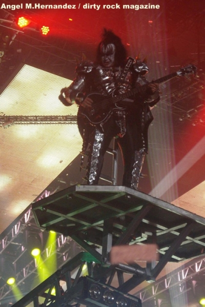 KISS ANGEL MANUEL HERNANDEZ MONTES DIRTY ROCK 13