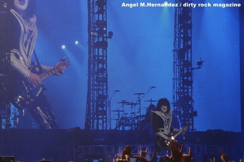 KISS ANGEL MANUEL HERNANDEZ MONTES DIRTY ROCK 8 KISS ANGEL MANUEL HERNANDEZ MONTES DIRTY ROCK 8