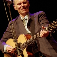 John Hiatt en el Kafe Antzokia de Bilbao